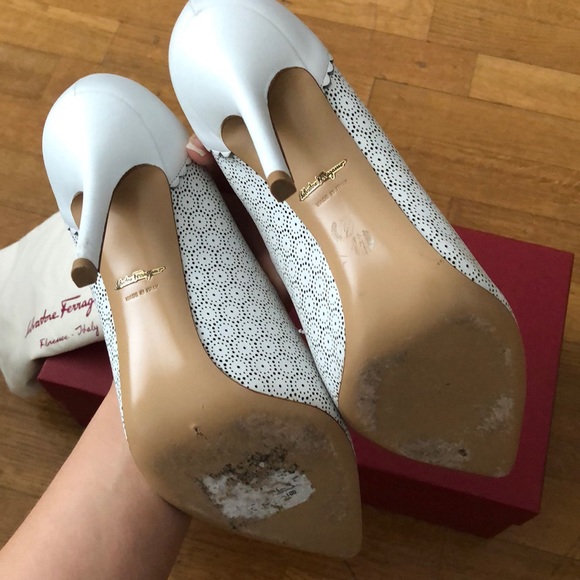 Salvatore ferragamo white heels - Picture 3 of 5